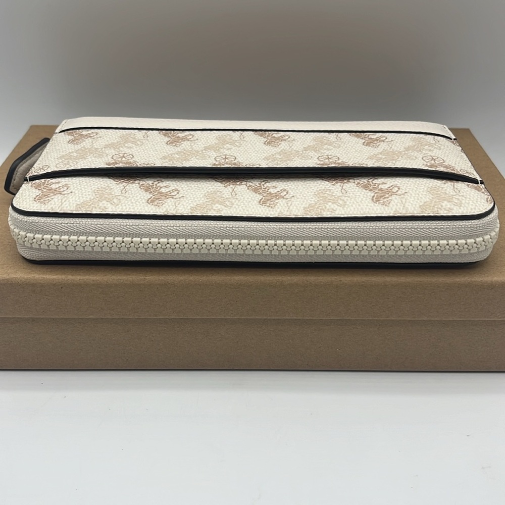 Coach Horse and Carriage Accordion Wallet - Picture 6 of 8
